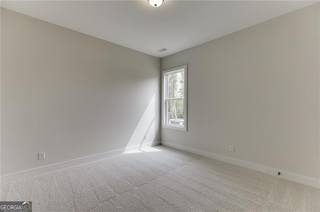 5410 Settingdown Road Property Photo 11