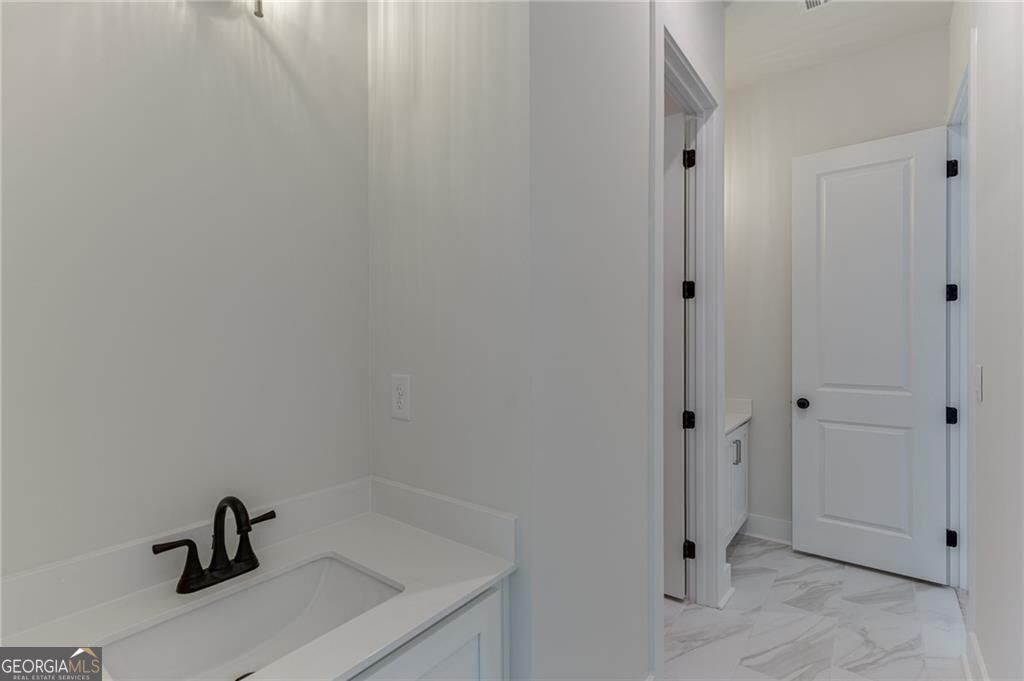 5410 Settingdown Road Property Photo 13