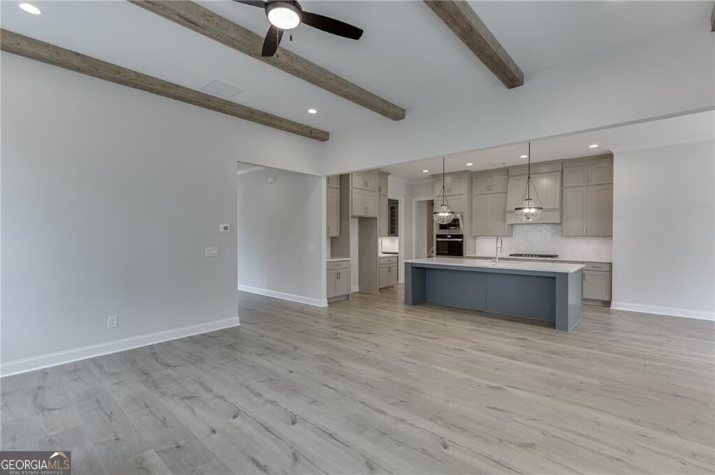 8155 Heardsville Court Property Photo 17