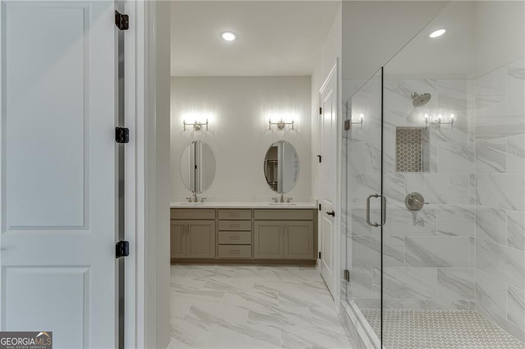 8155 Heardsville Court Property Photo 35