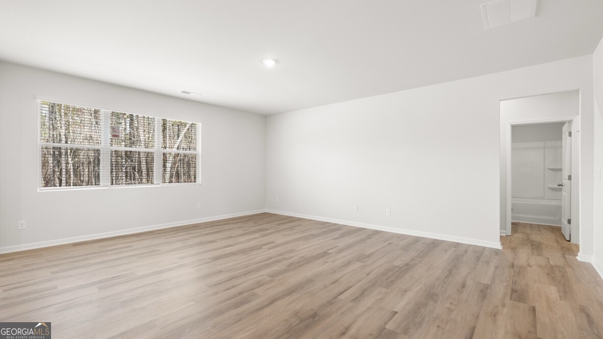 6029 Airedale Drive Property Photo 12