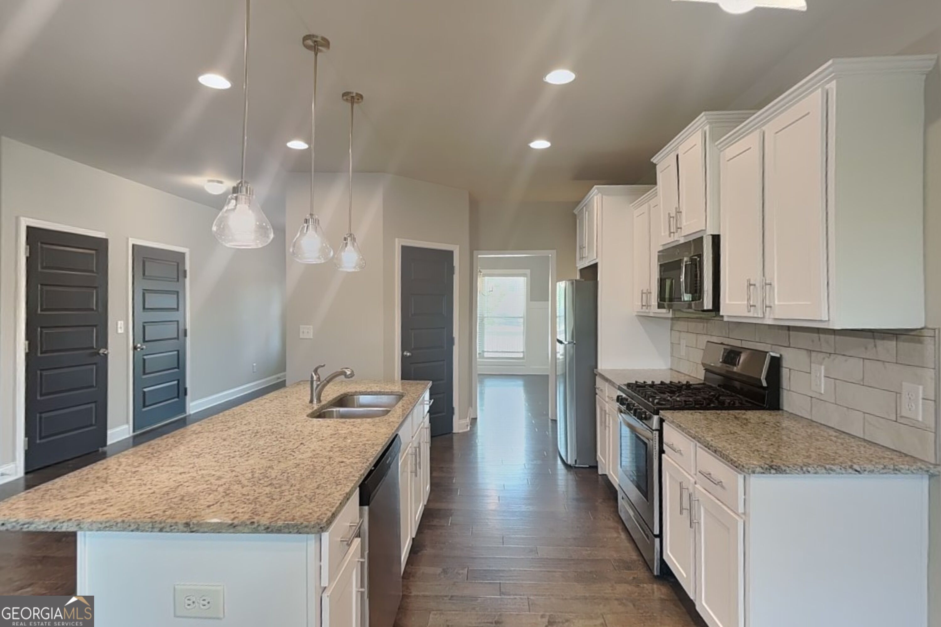 2877 Boulder Ridge Drive Property Photo 3