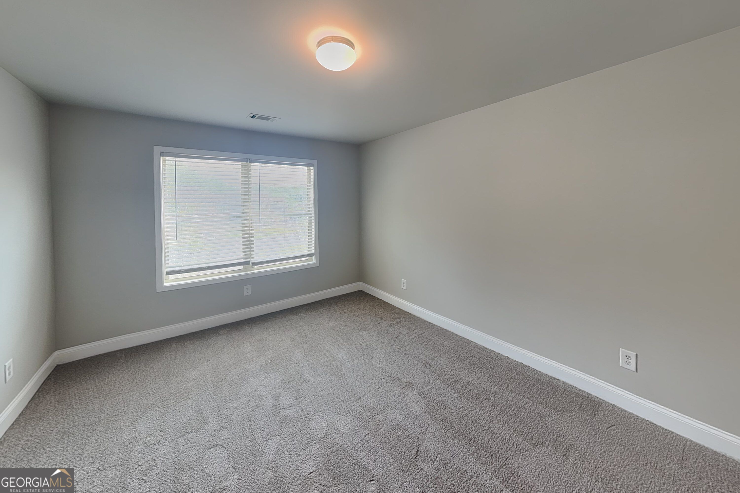 2877 Boulder Ridge Drive Property Photo 9