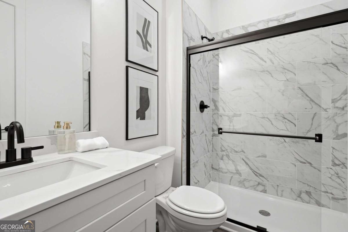 8020 Grand Meadow Run Property Photo 8