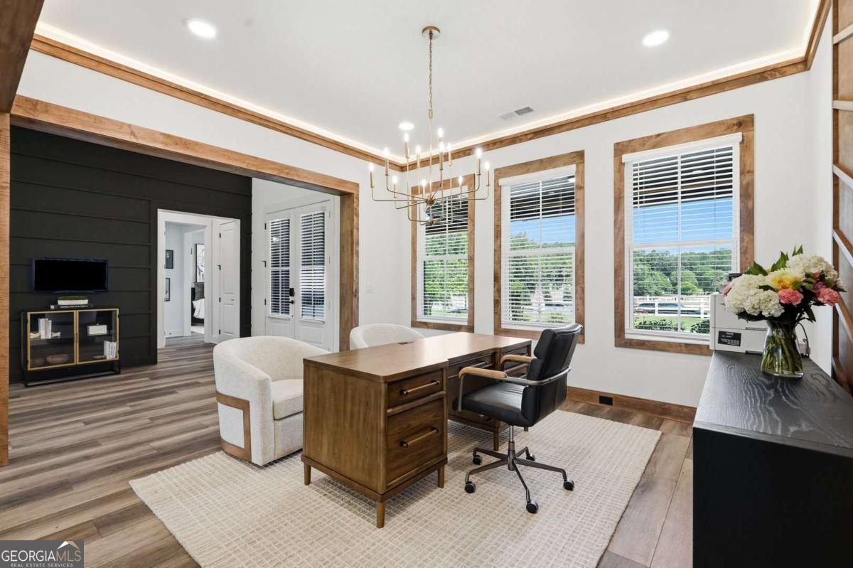 8020 Grand Meadow Run Property Photo 12