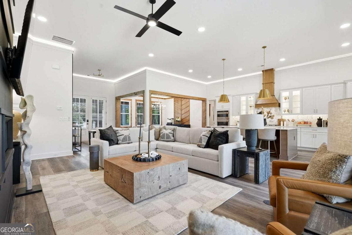 8020 Grand Meadow Run Property Photo 15
