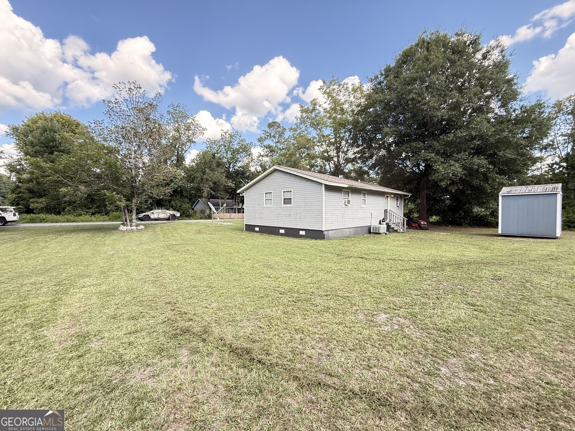 660 Camden Street Property Photo 15