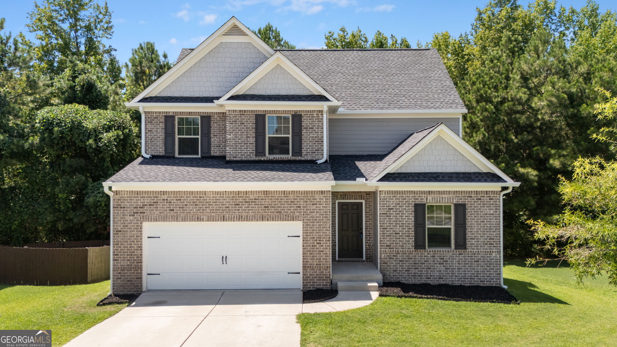 439 Scotland Drive Property Photo 1