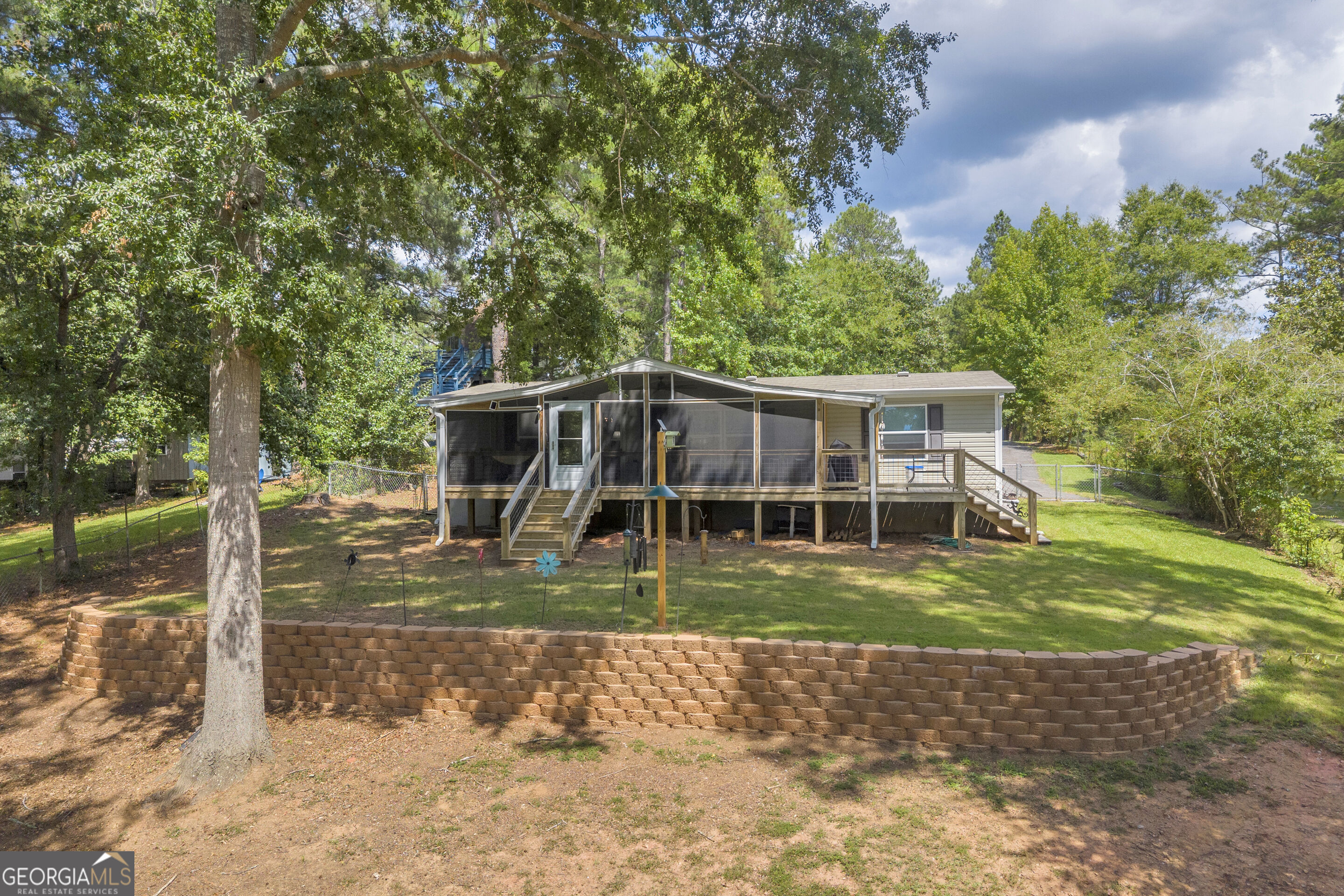 106 Turtle Court Property Photo 3
