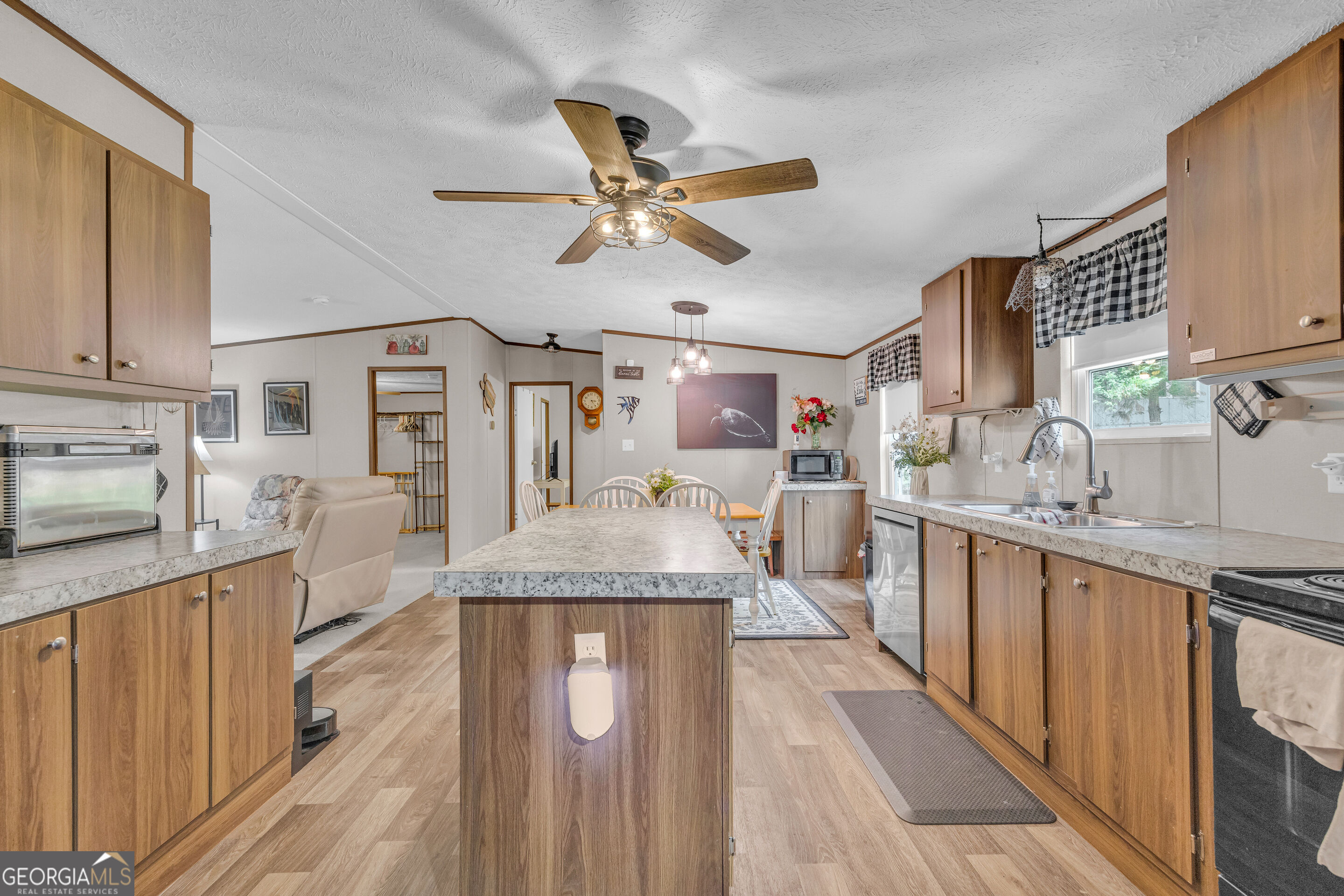106 Turtle Court Property Photo 8