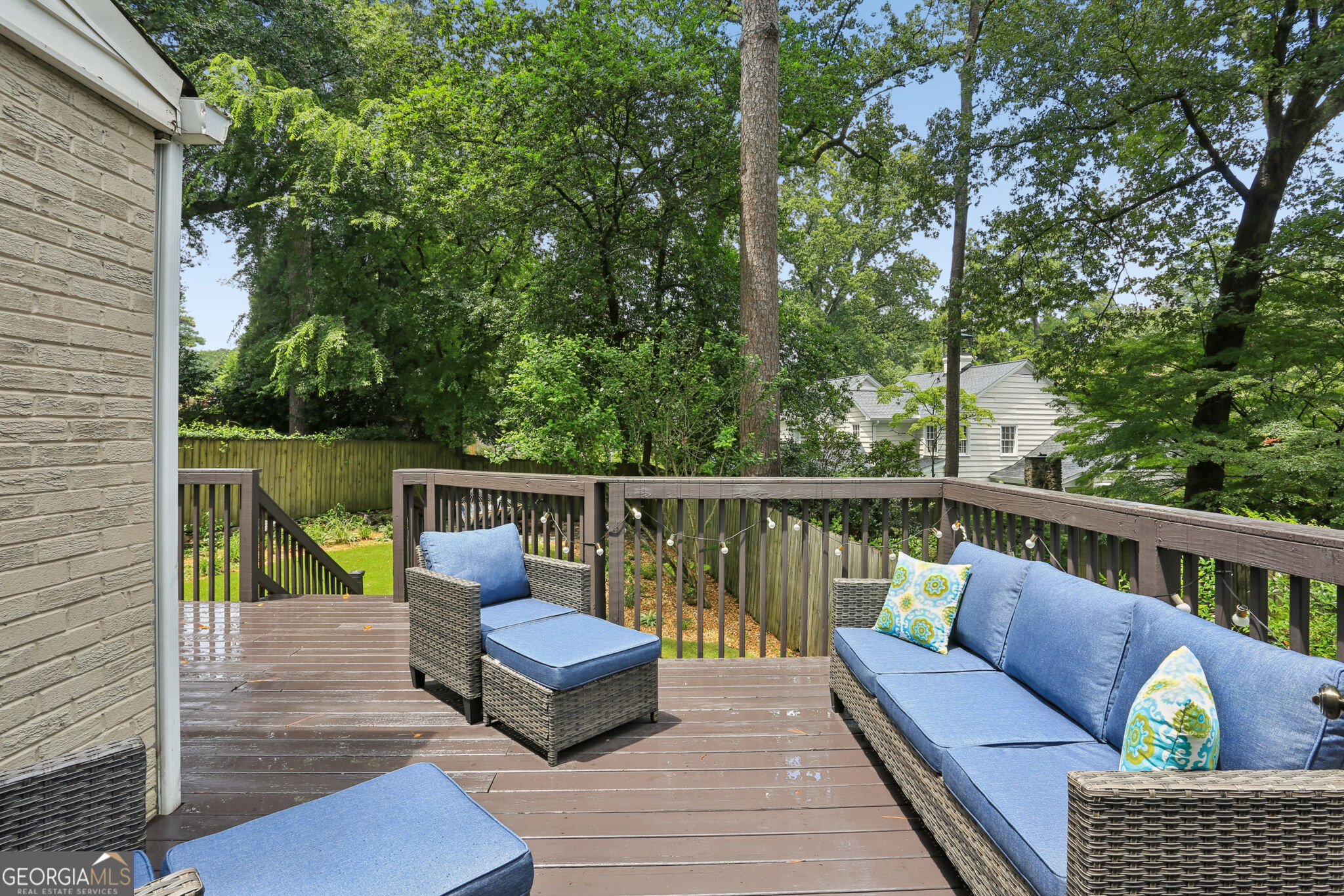 548 E Wesley Road Property Photo 13