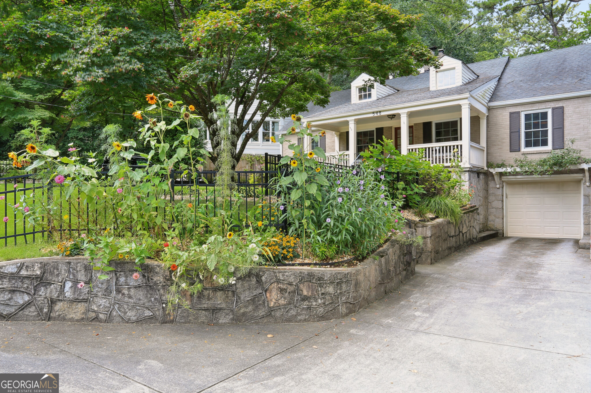 548 E Wesley Road Property Photo 30