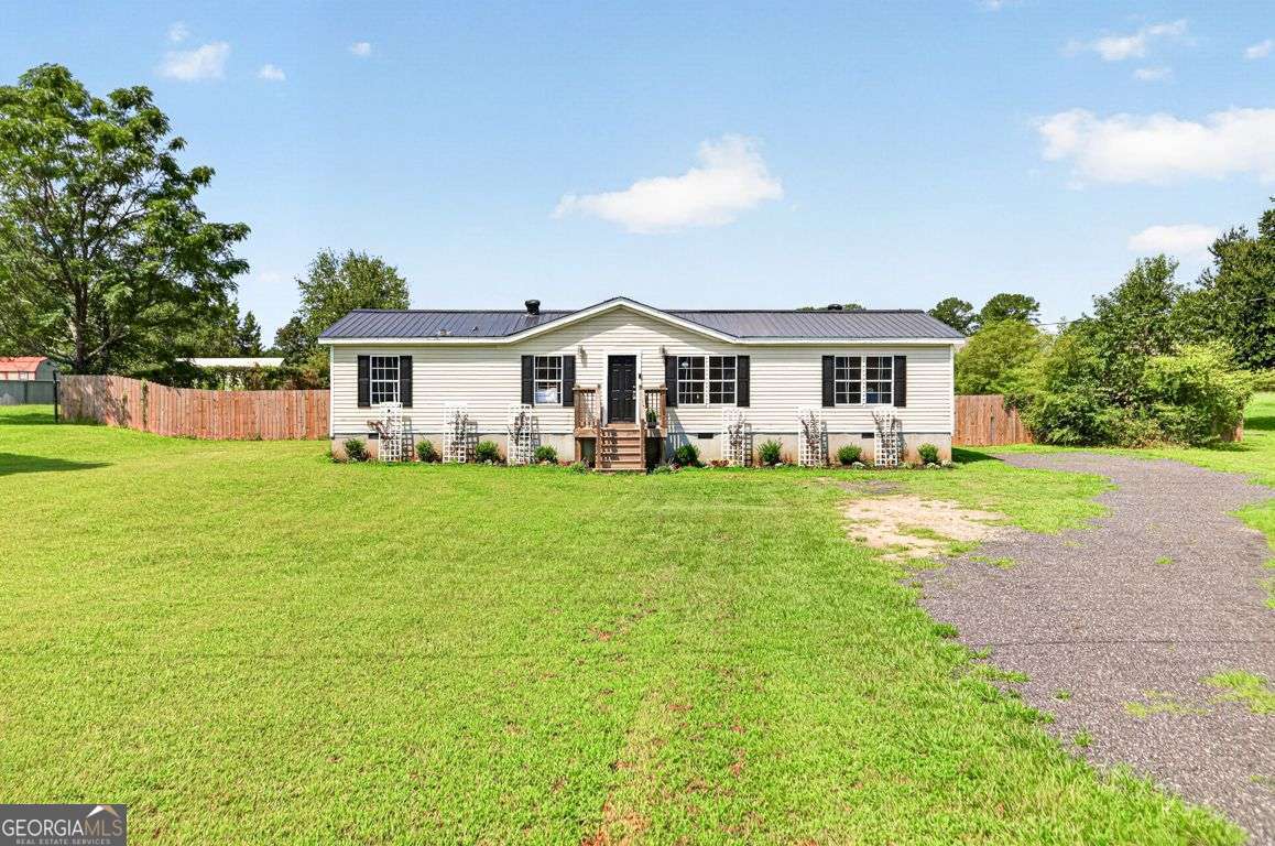 830 Cattle Barn Road Property Photo 2