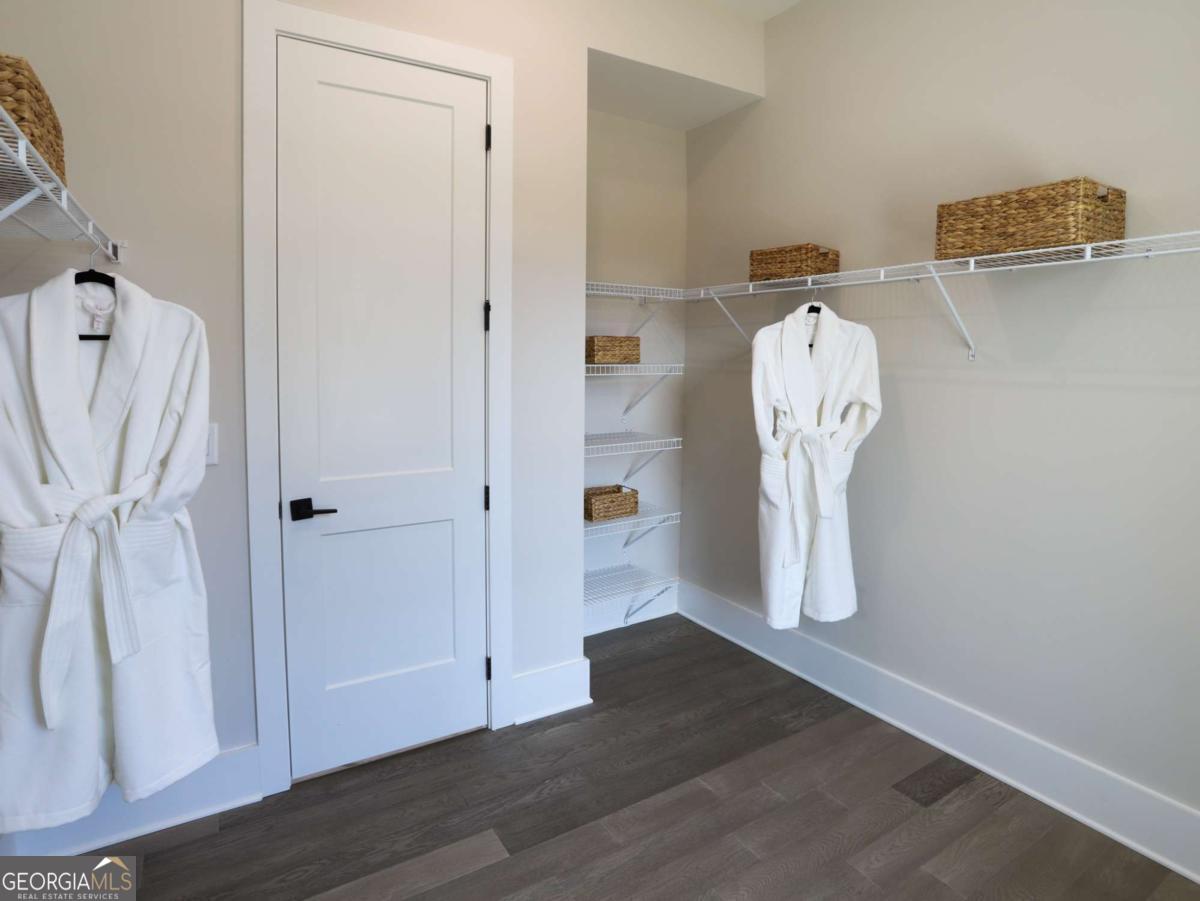 3544 Cedarvale Court Property Photo 46