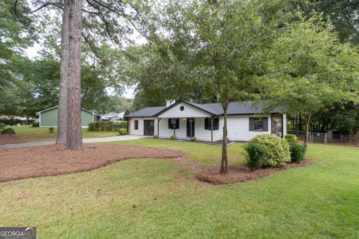 1526 Haynes Court Property Photo 5