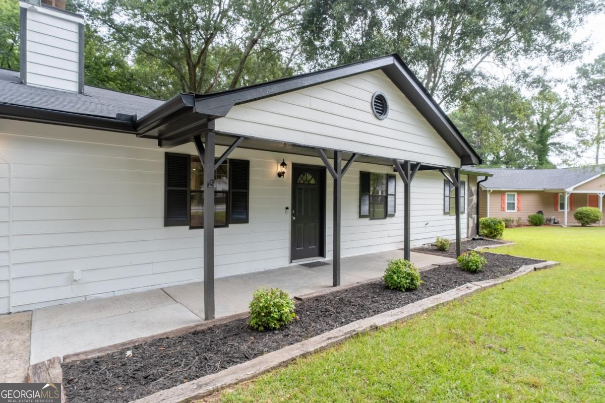 1526 Haynes Court Property Photo 6