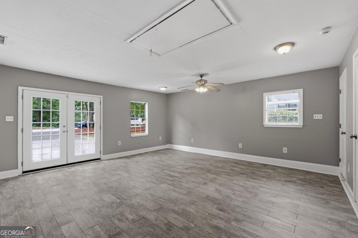 1526 Haynes Court Property Photo 15