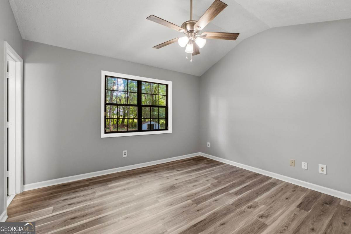 1526 Haynes Court Property Photo 24