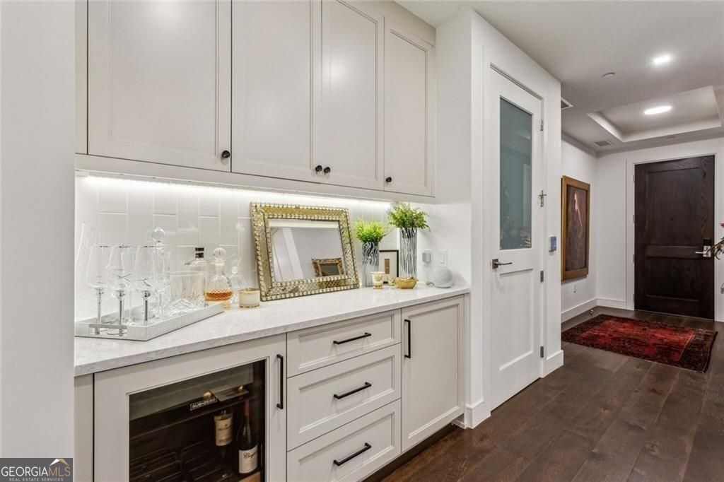 2520 Peachtree Road # 602 Property Photo 10