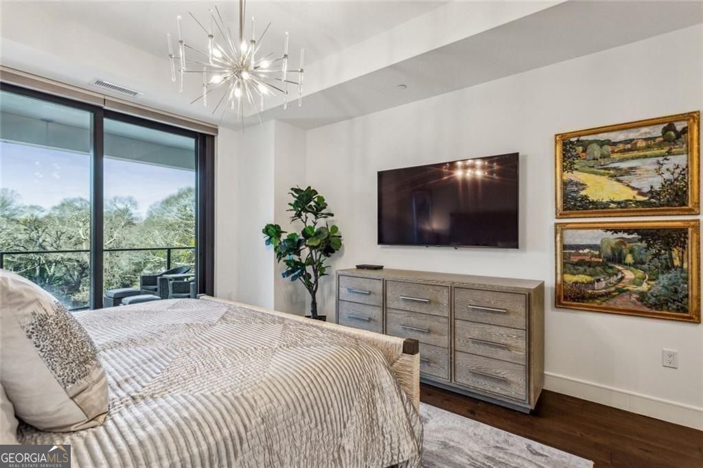 2520 Peachtree Road # 602 Property Photo 13