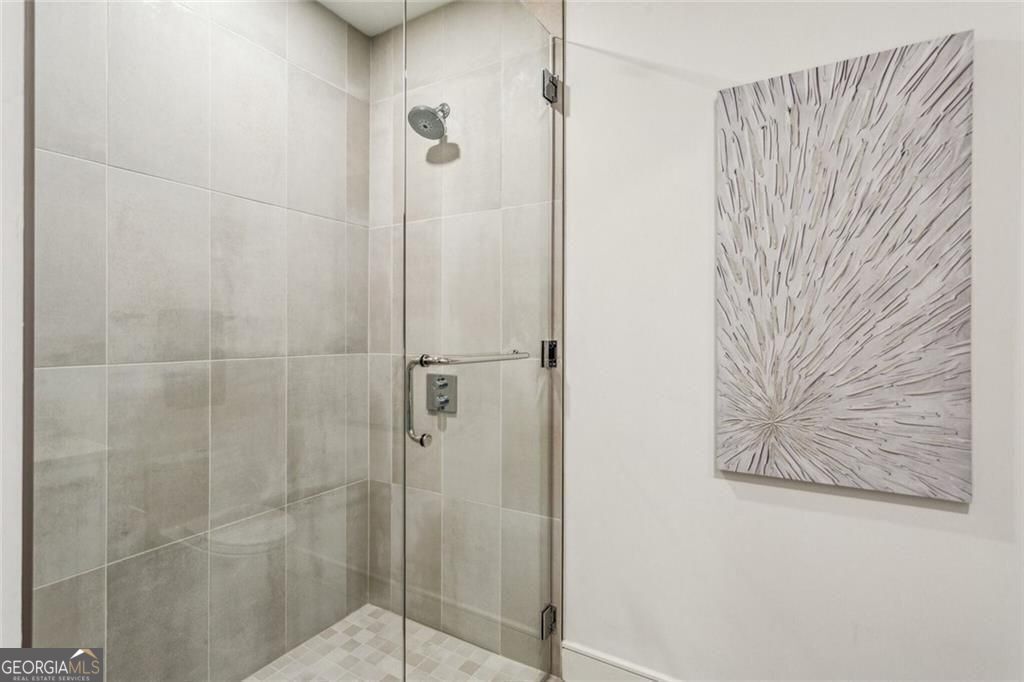 2520 Peachtree Road # 602 Property Photo 22