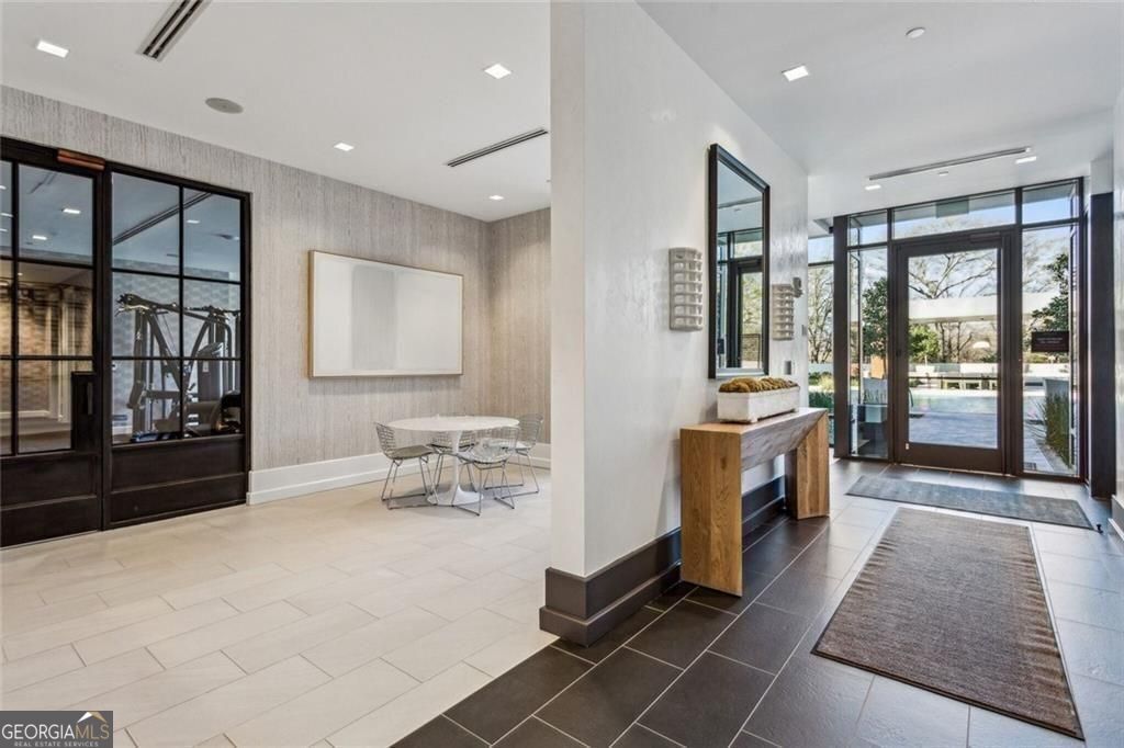2520 Peachtree Road # 602 Property Photo 31