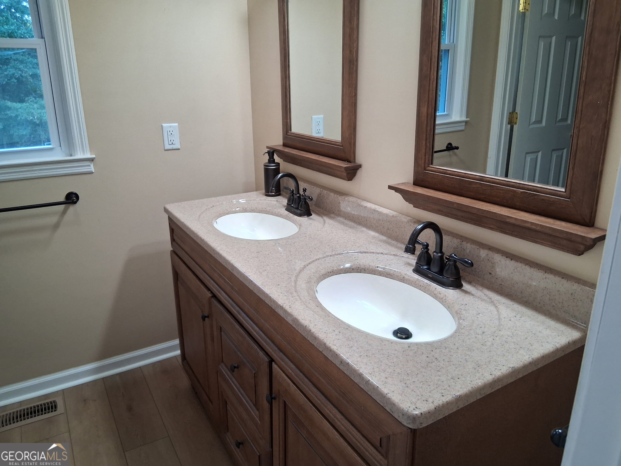243 Mountain View Drive Property Photo 10