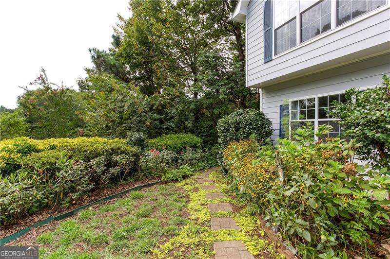 3705 Winding Court Property Photo 7
