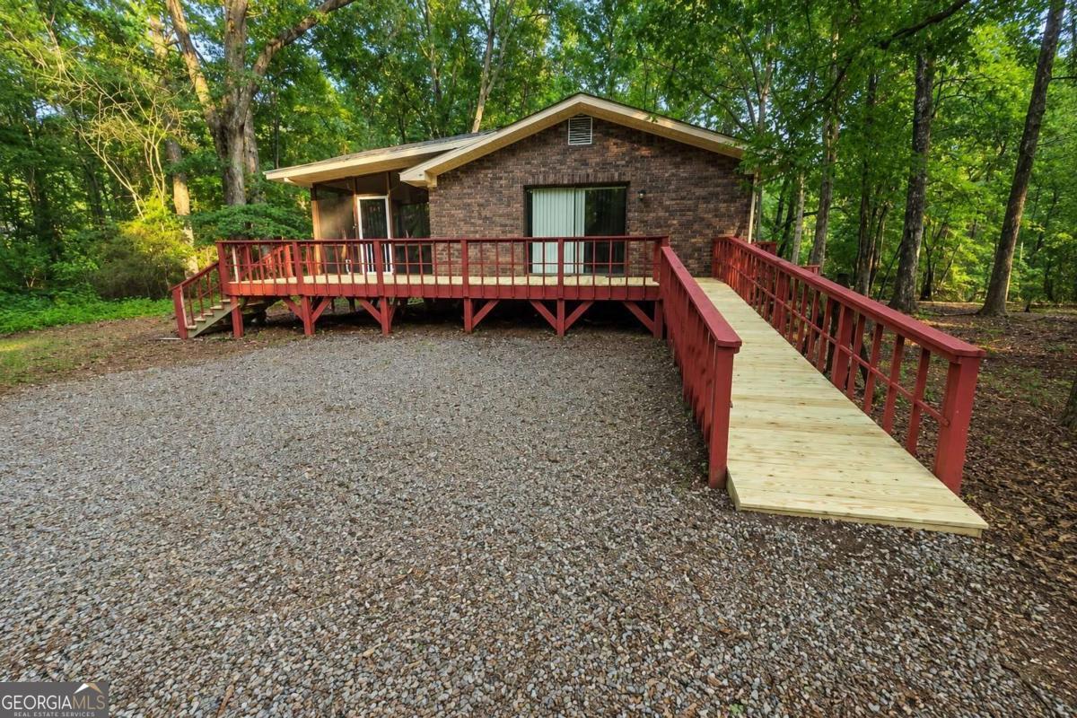 220 Winding Stream Trail Property Photo 21