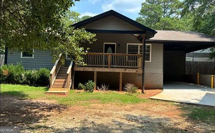 1011 Smith Sisters Road Property Photo 1