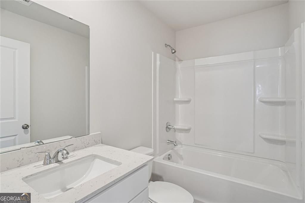 137 Enclave Drive Property Photo 5