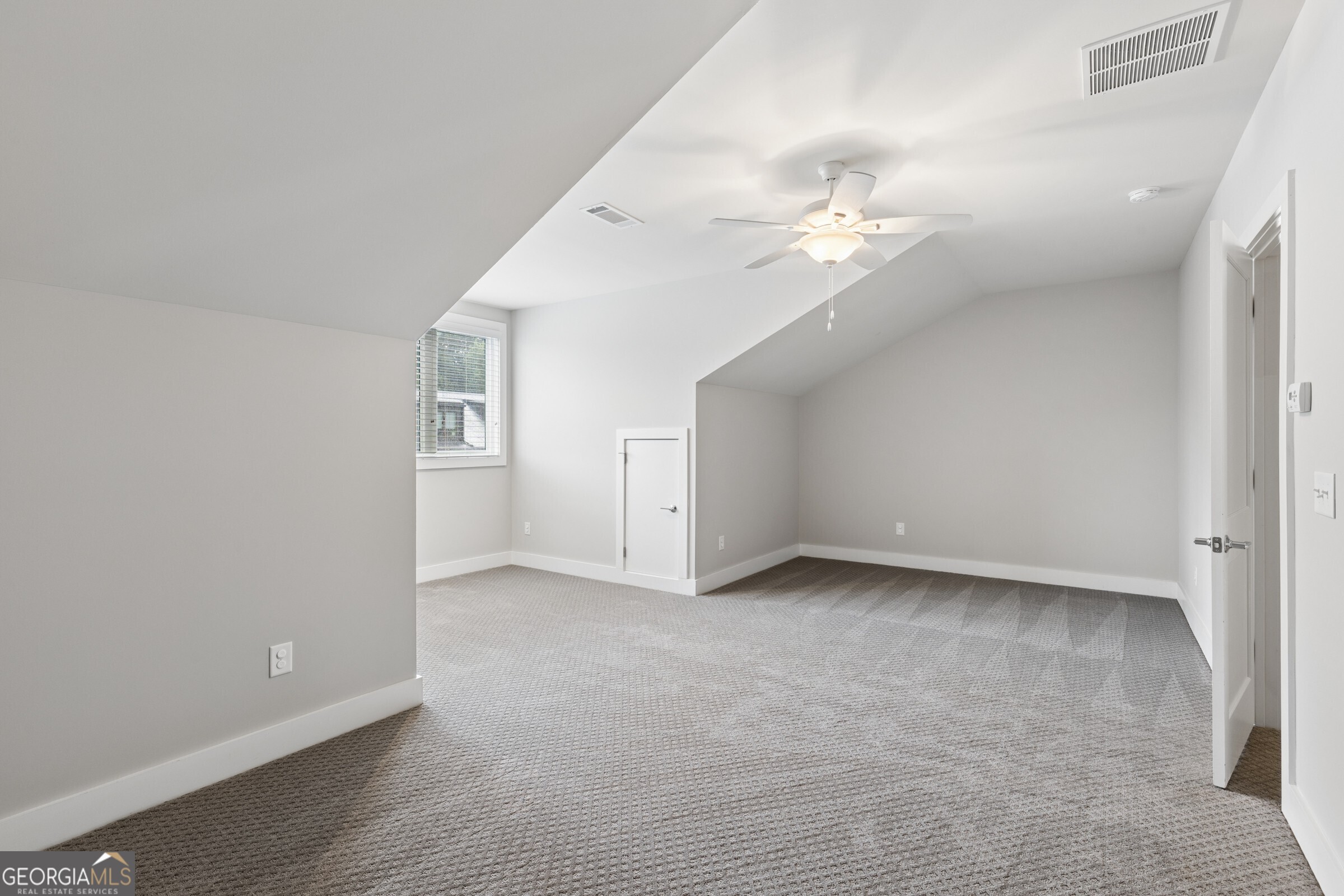 2974 Hermance Drive Ne Property Photo 37