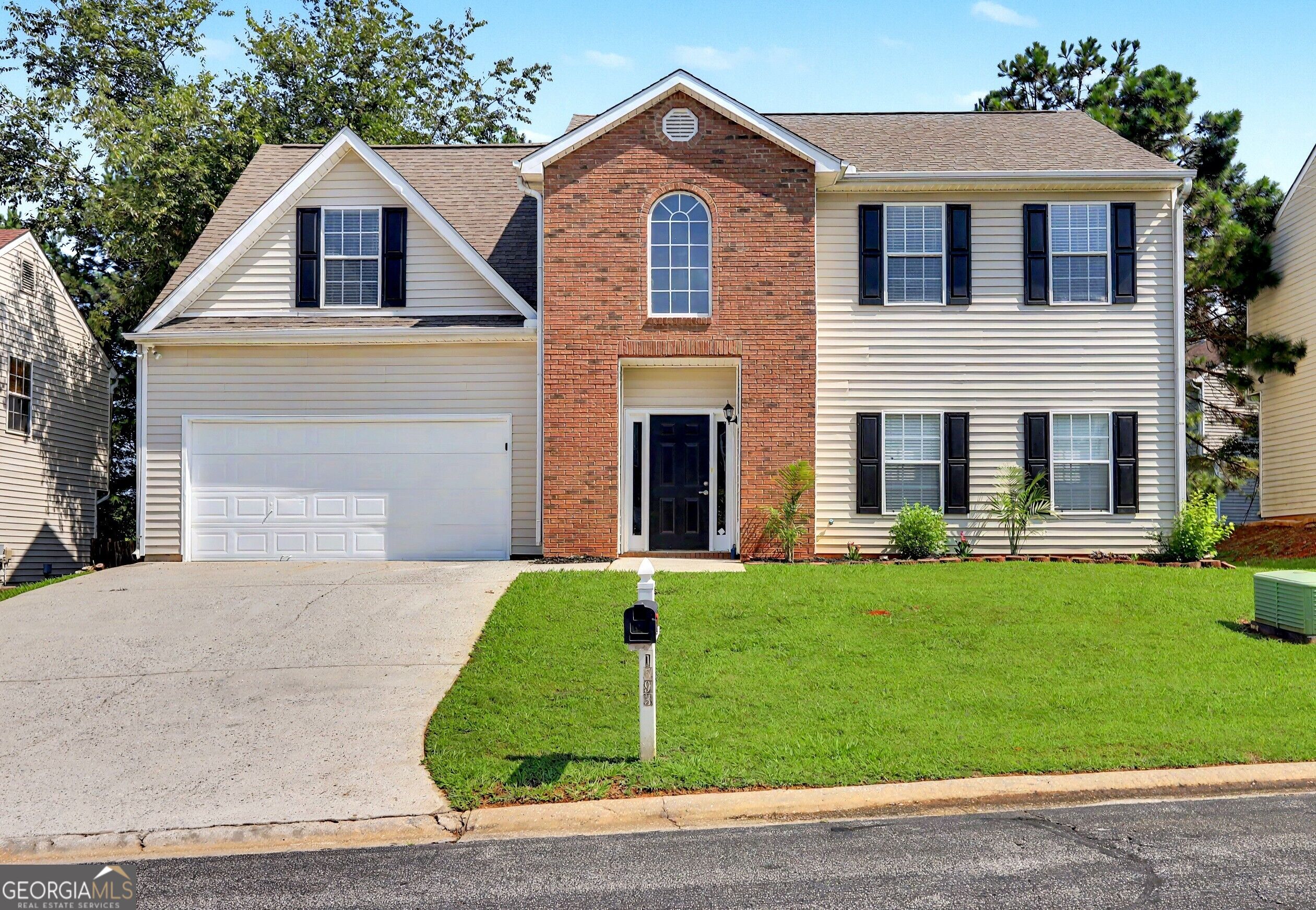 1593 Willow Wood Trace Property Photo 1