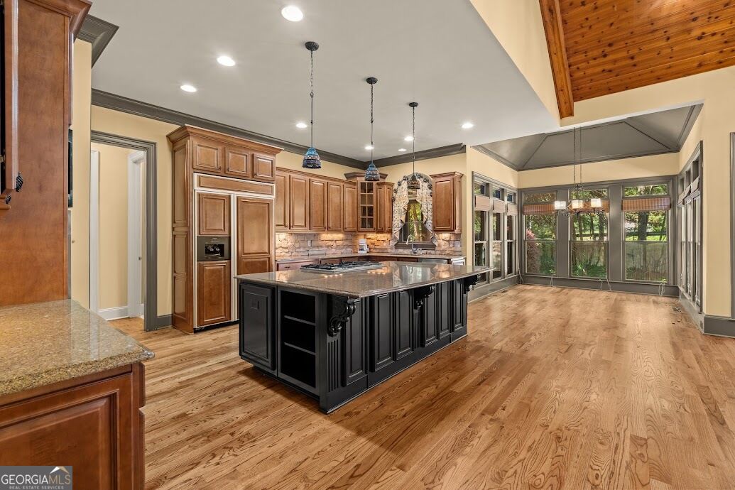 2551 Acacia Park Place Property Photo 13