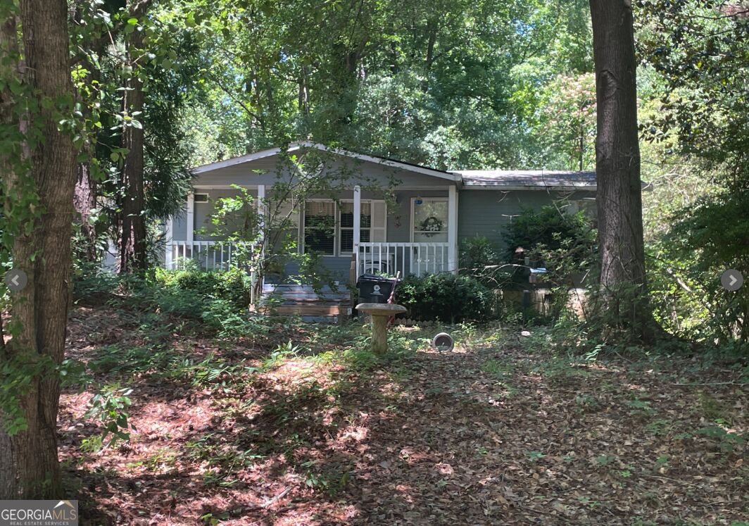 19 Peachtree Lake Drive Property Photo 1