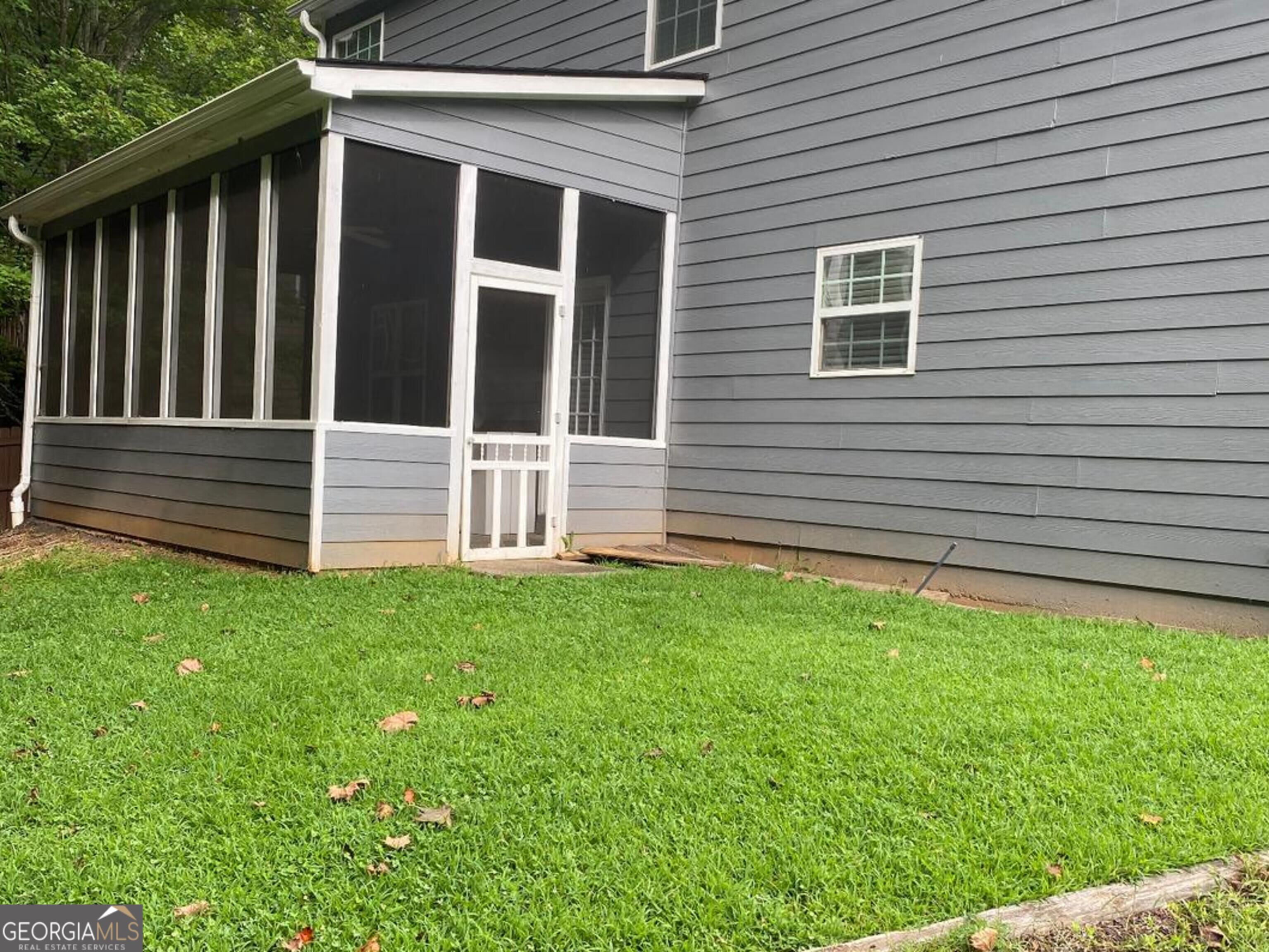 4135 Landover Court Property Photo 14