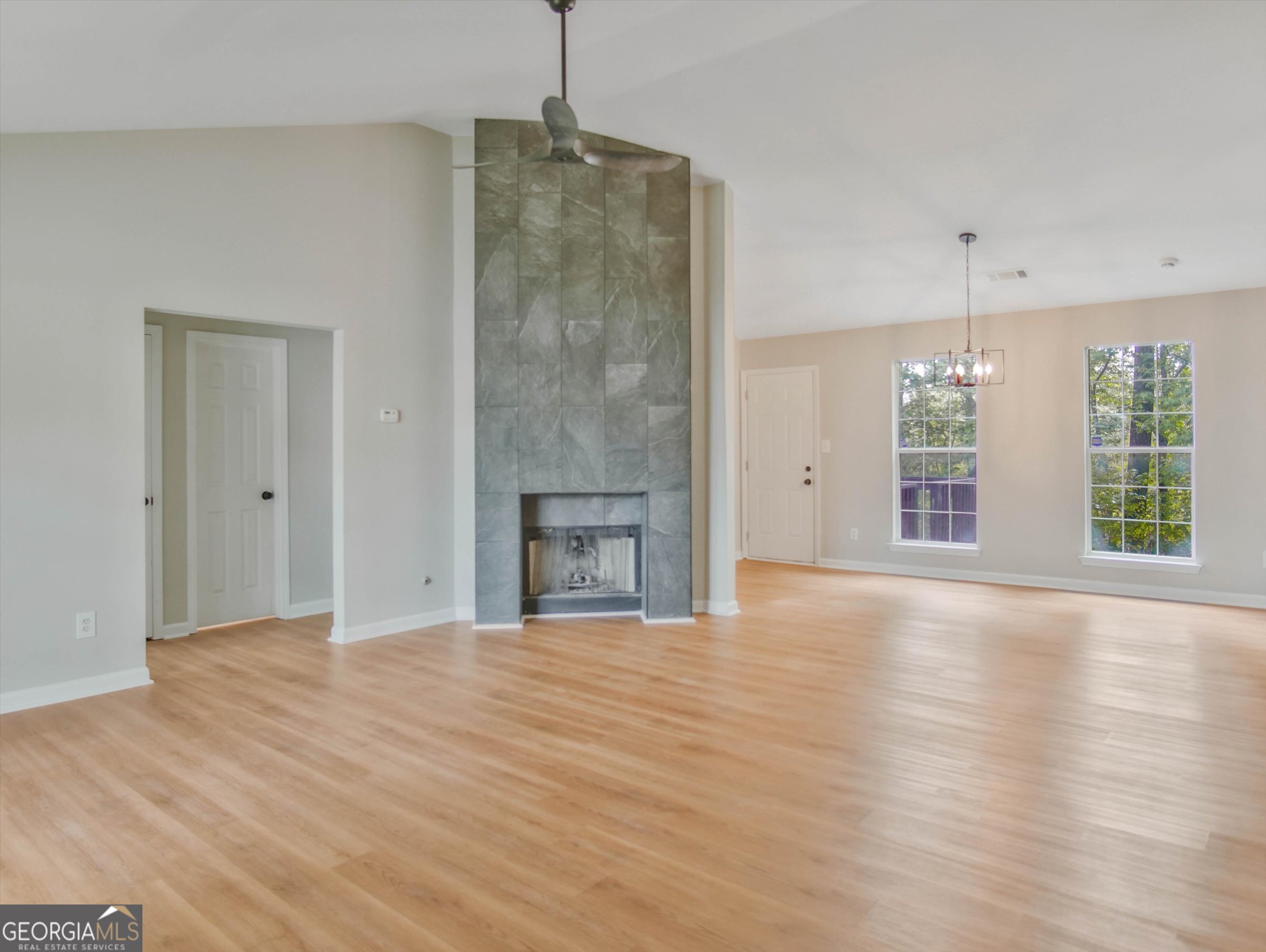 5603 Eagles Feather Lane Property Photo 5