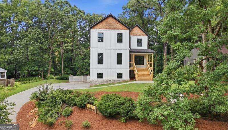 2183 Deep Woods Way Property Photo 1