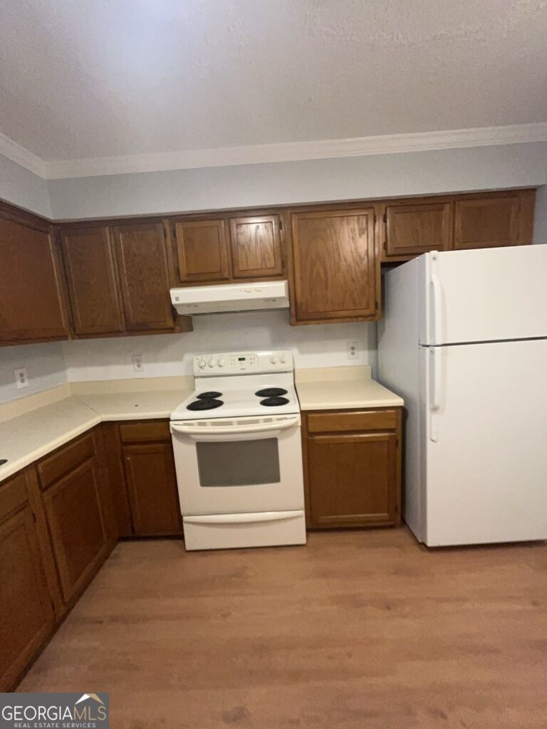169 Walter Way Property Photo 5