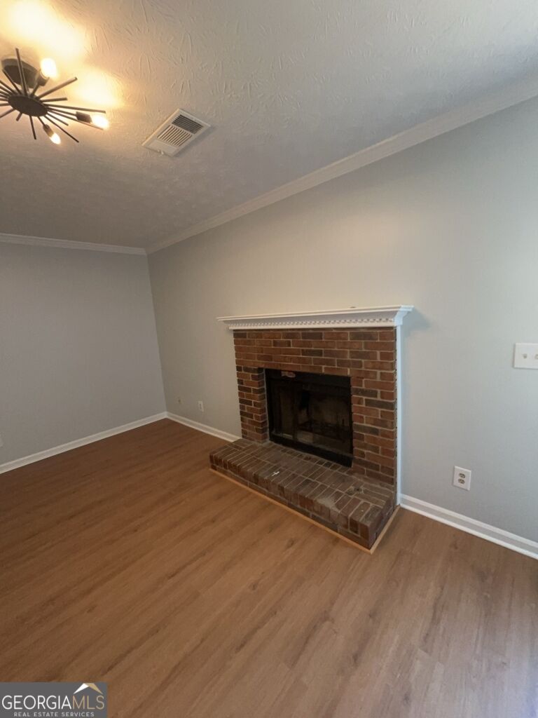 169 Walter Way Property Photo 7