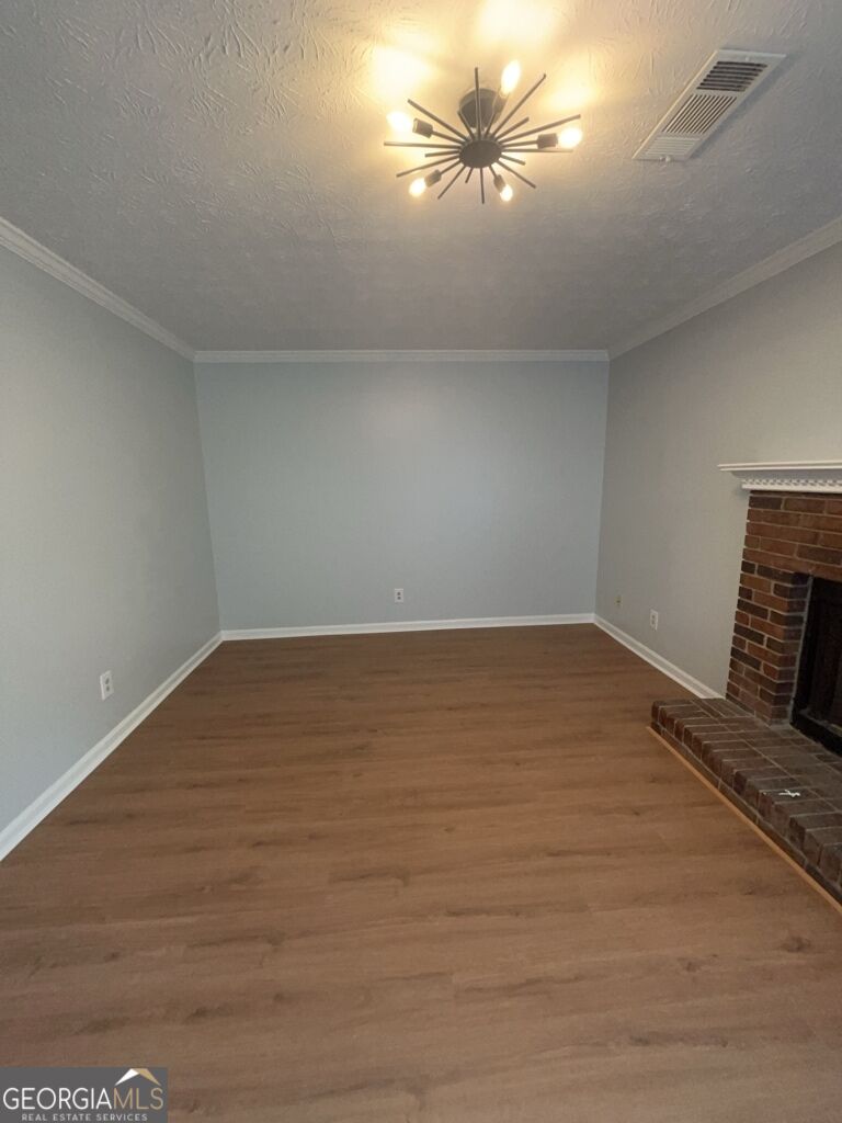 169 Walter Way Property Photo 9