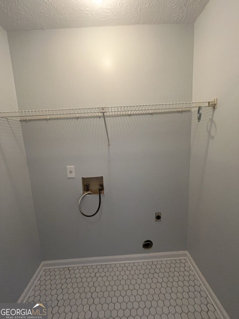 169 Walter Way Property Photo 12