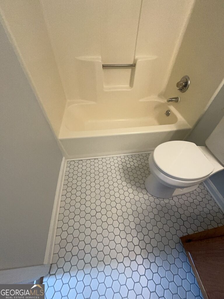 169 Walter Way Property Photo 16