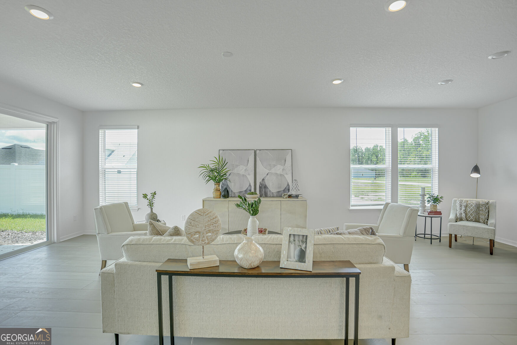209 Madeline Taylor Place Property Photo 15