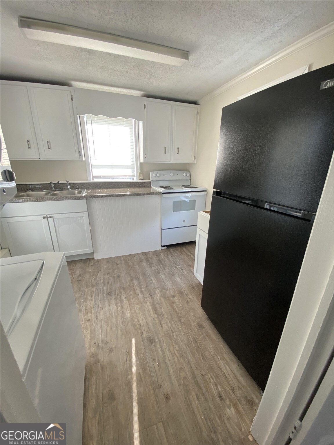 622 Wayne Street N # B Property Photo 3