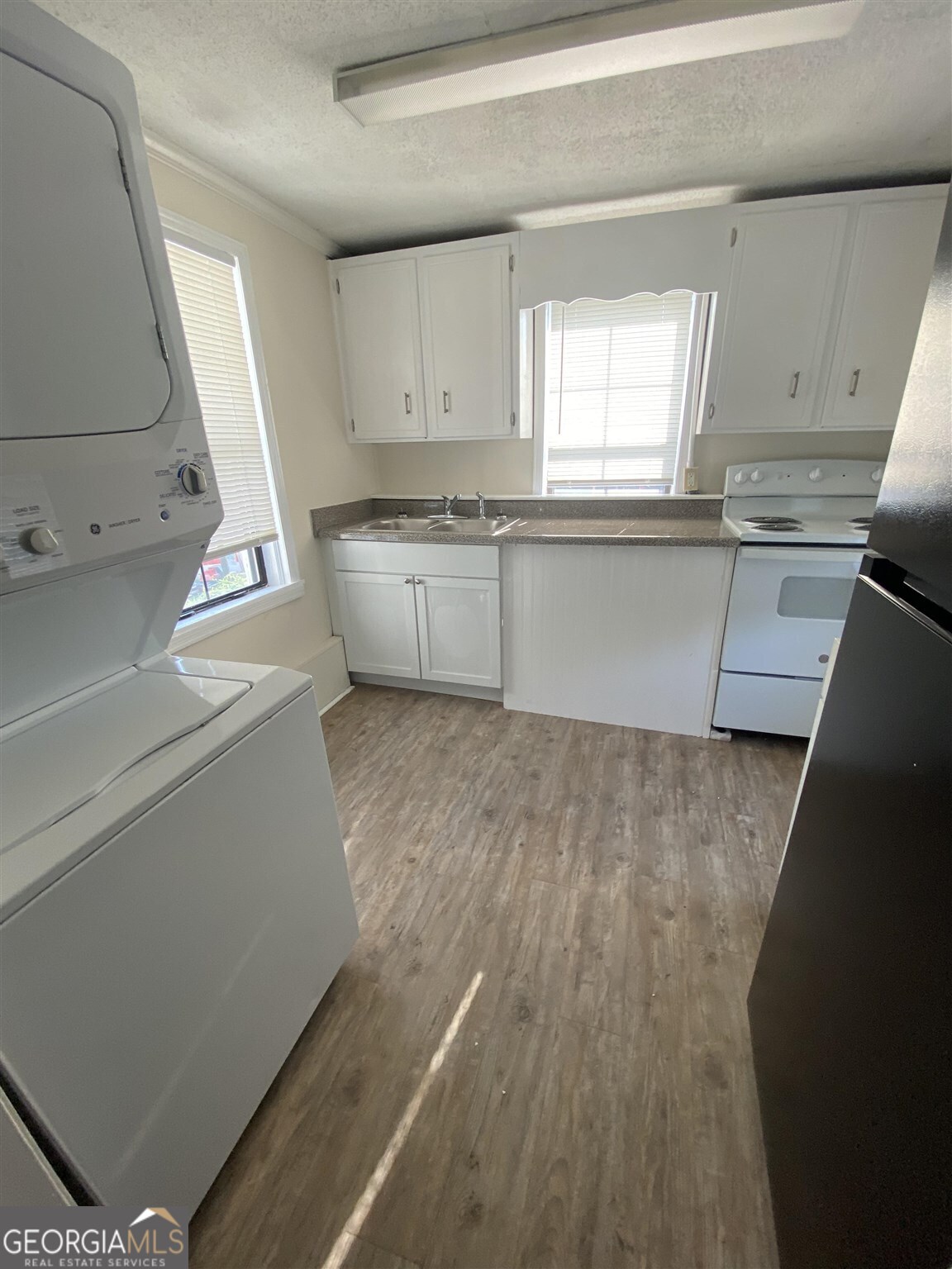 622 Wayne Street N # B Property Photo 5
