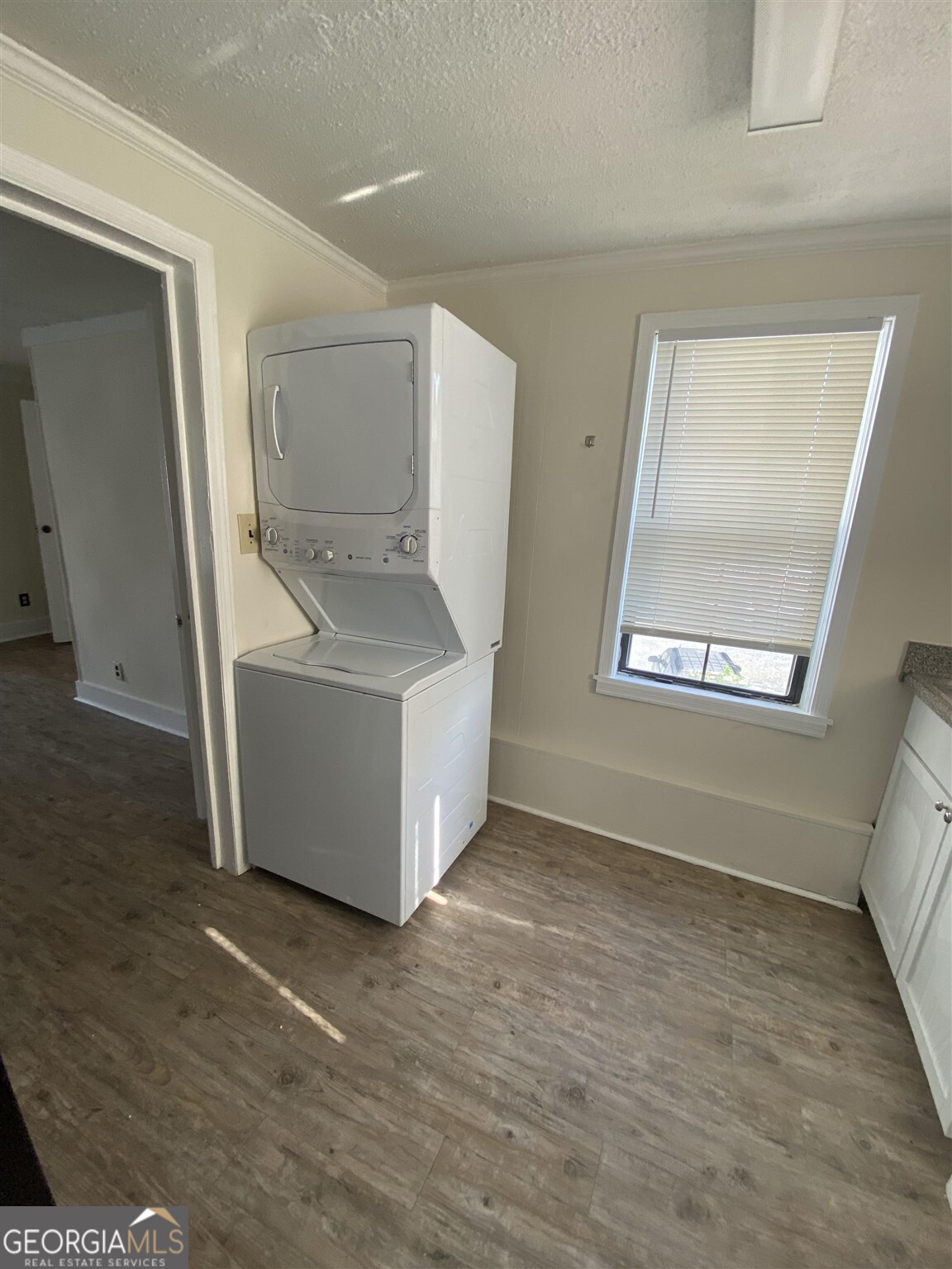 622 Wayne Street N # B Property Photo 7