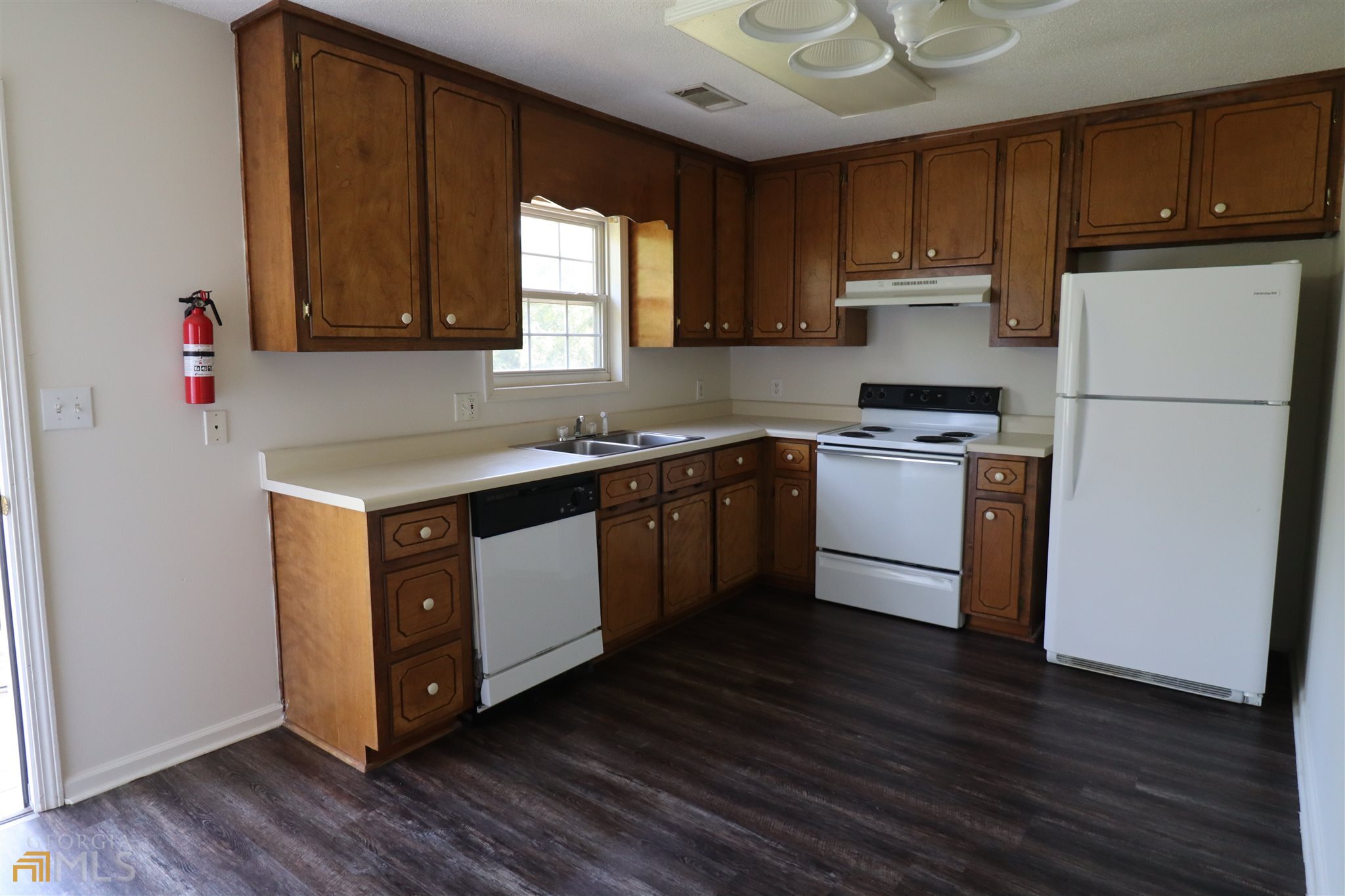 1820 North Ridge Drive Ne Unit A Property Photo 7