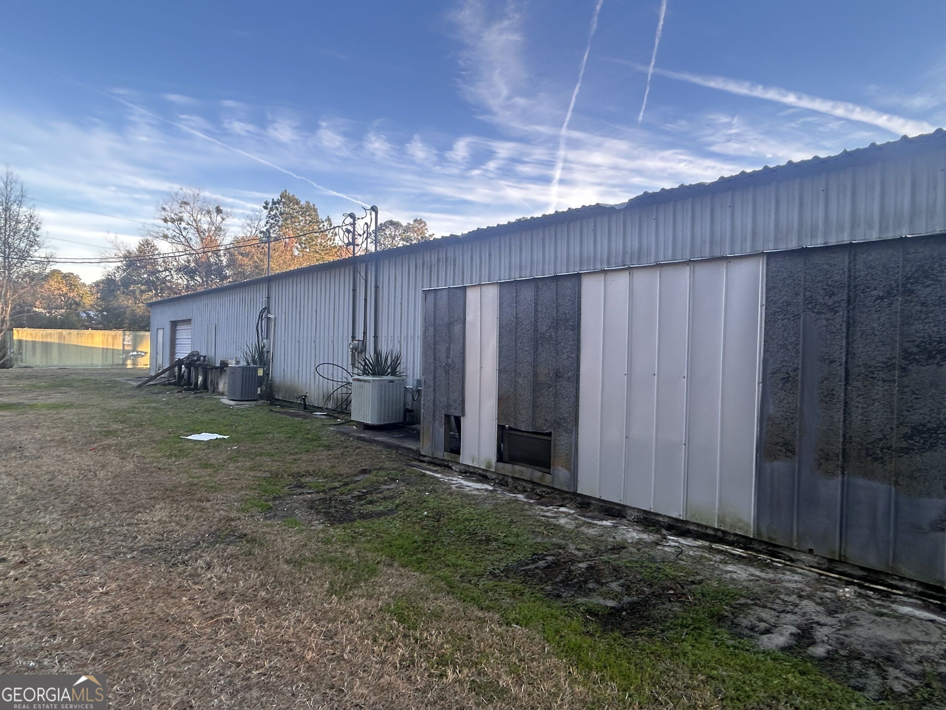 6523 Harrietts Bluff Road Property Photo 4