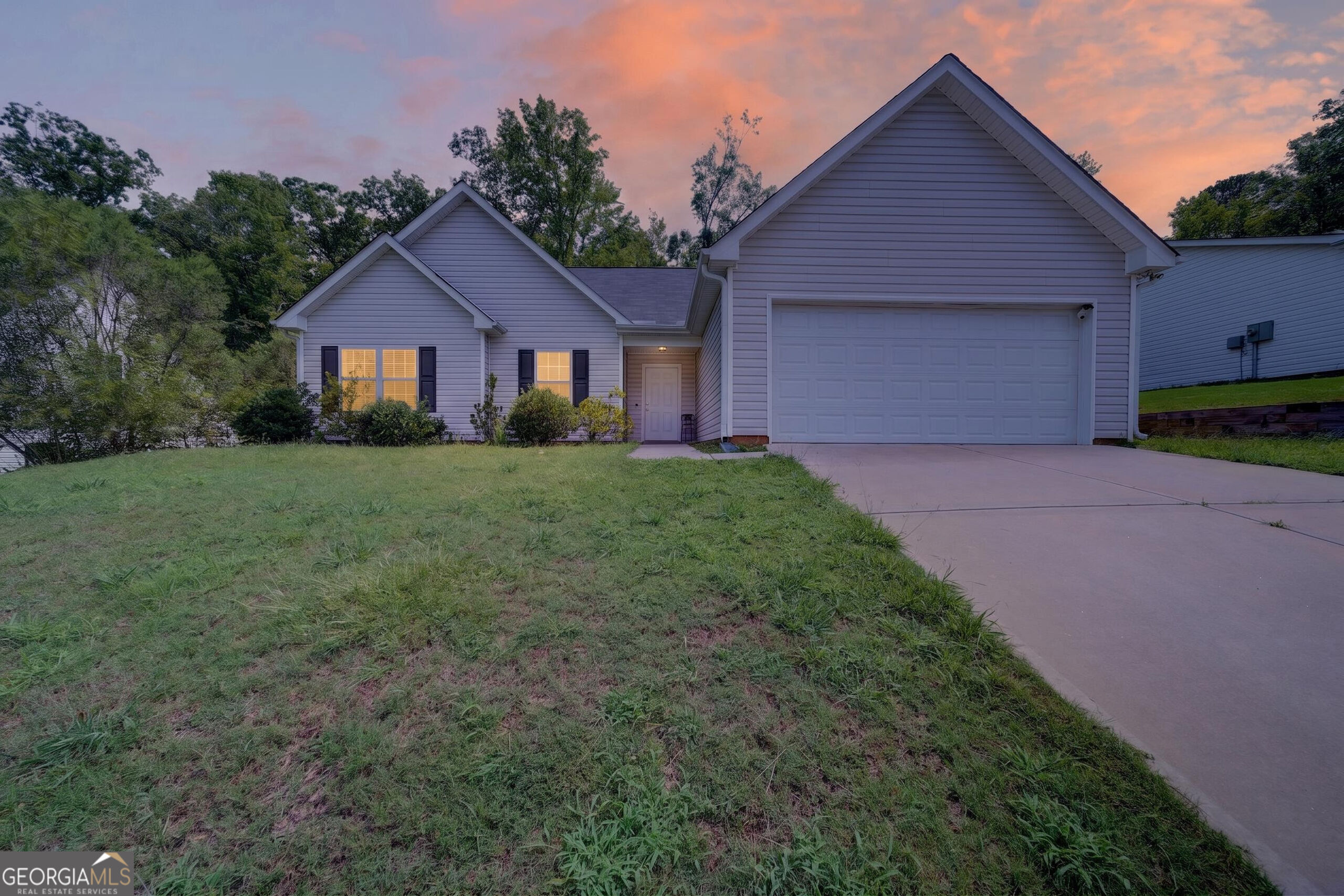 134 Misty Grove Ln Property Photo 1